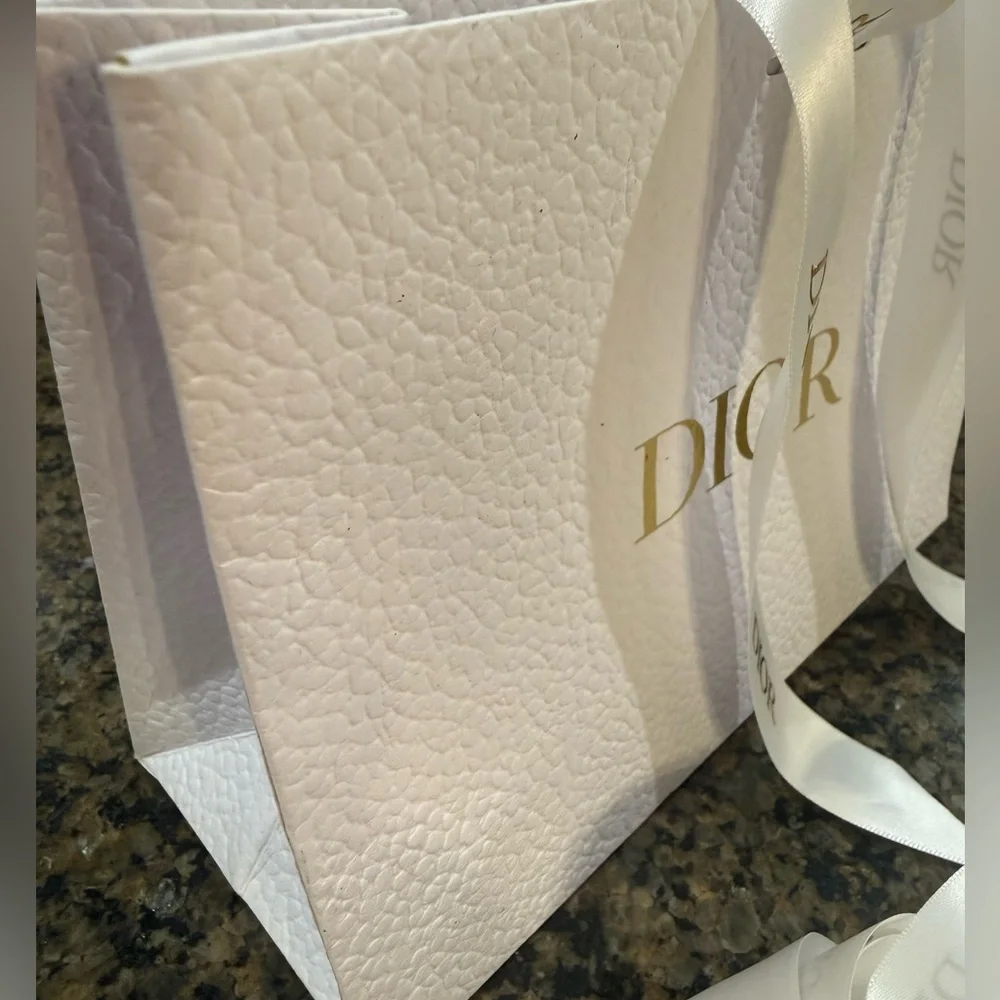 NEW. Authentic DIOR gift wrap set: bag, ribbon, tissue paper, cards + envelope